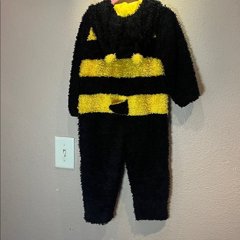 Bumblebee Halloween Costume for Kids Size 4T - Picture 5 of 9